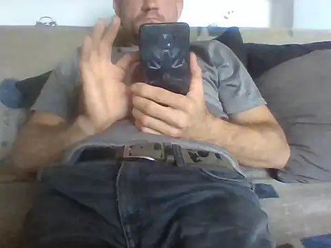 aroj95 online show from September 13, 2025, 4:18 pm