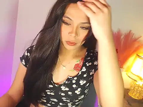 MajesticKitana online show from November 5, 2025, 4:37 am