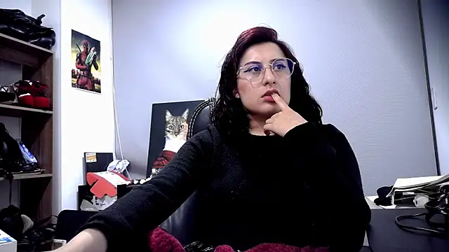 Snapshot of Scarlett_Sen chatting on April 27, 2026, 3:10 pm Scarlett Sen online show from April 27, 2026, 3:10 pm