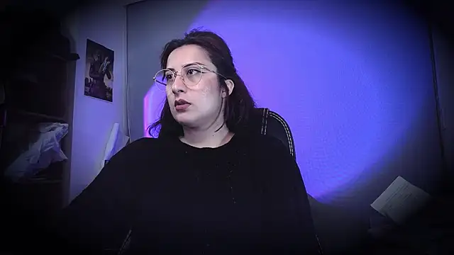 Snapshot of Scarlett_Sen chatting on May 28, 2026, 3:29 pm Scarlett Sen online show from May 28, 2026, 3:29 pm