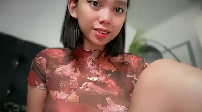 GenesisCastillano online show from March 5, 2025, 5:29 am