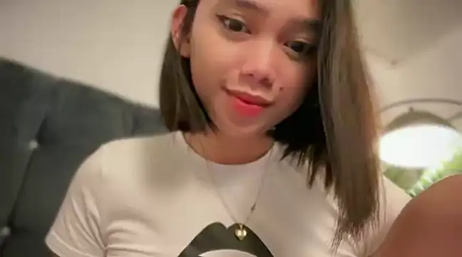 GenesisCastillano online show from February 23, 2025, 5:50 pm