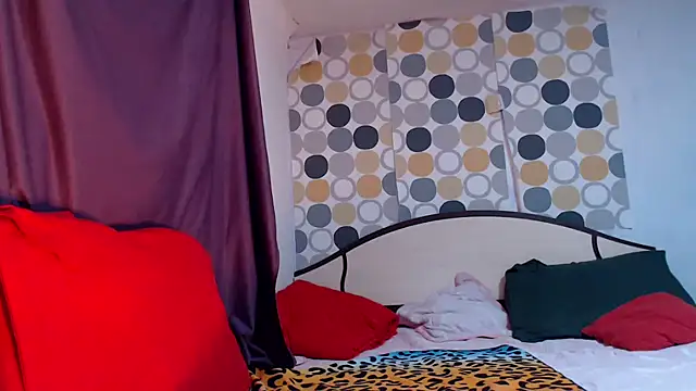 sexyevalove online show from February 4, 2026, 2:39 am