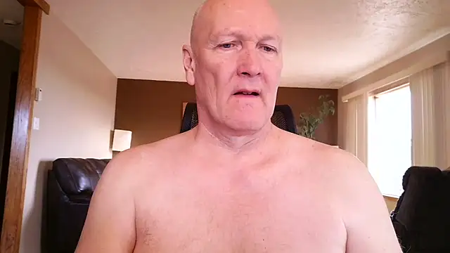 Snapshot of BasicAnt chatting on March 18, 2026, 2:52 pm BasicAnt online show from March 18, 2026, 2:52 pm