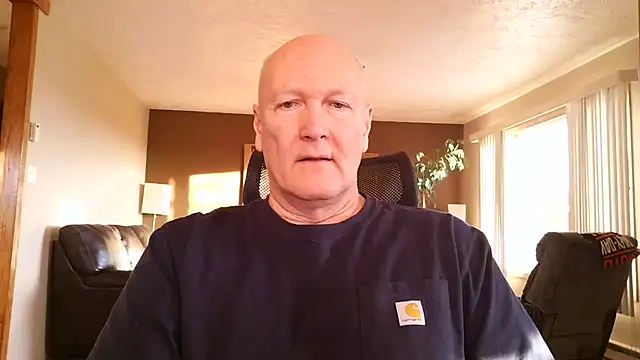 Snapshot of BasicAnt chatting on February 8, 2026, 2:48 pm BasicAnt online show from February 8, 2026, 2:48 pm