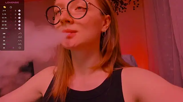 mollytuck online show from October 17, 2025, 3:14 pm