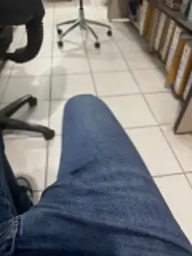 MAHKE12 online show from November 17, 2025, 2:32 pm