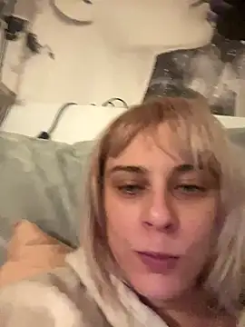 Snapshot of MarikaWild93 chatting on December 6, 2024, 10:24 pm MarikaWild93 online show from December 6, 2024, 10:24 pm