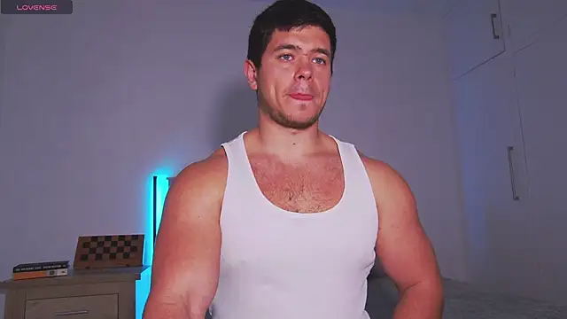 Snapshot of Arilas_ chatting on March 7, 2026, 8:10 am Arilas online show from March 7, 2026, 8:10 am