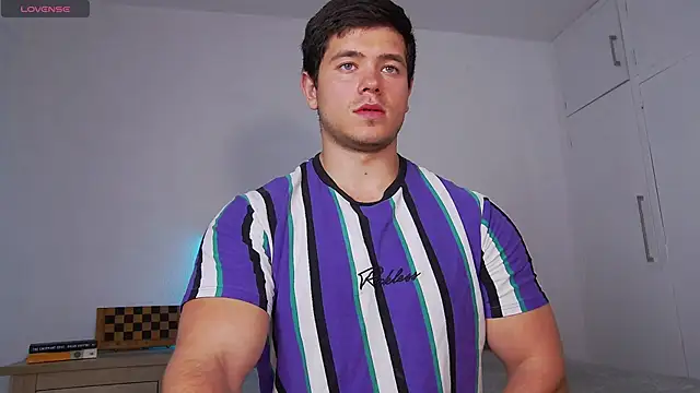 Snapshot of Arilas_ chatting on March 21, 2026, 8:19 am Arilas online show from March 21, 2026, 8:19 am