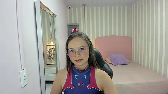 LORELAIGIVEN online show from January 17, 2026, 12:31 pm