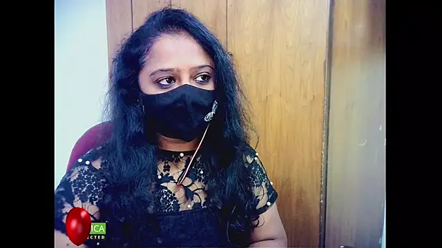 sexynayan23 online show from September 26, 2025, 5:31 pm