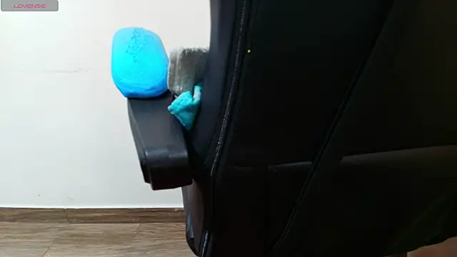 klylls squirt  online show from July 23, 2026, 6:48 pm