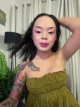 Snapshot of SweetCheska19 chatting on March 15, 2026, 10:44 am SweetCheska19 online show from March 15, 2026, 10:44 am