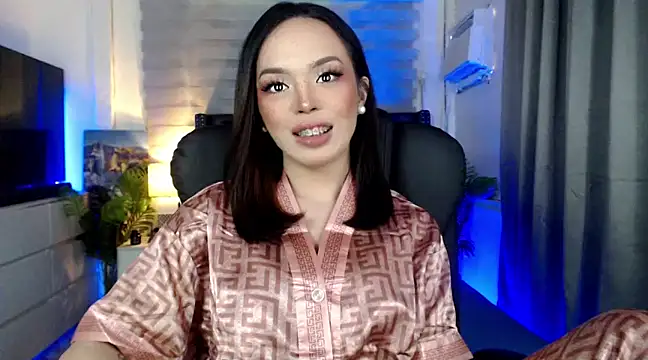 Snapshot of SweetCheska19 chatting on March 5, 2025, 4:02 am SweetCheska19 online show from March 5, 2025, 4:02 am