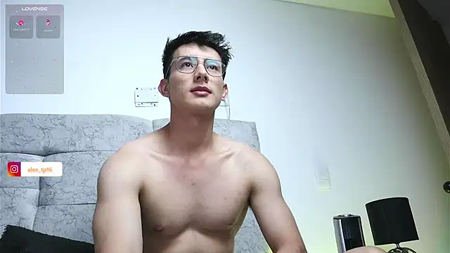  Alexxx online show from September 30, 2025, 11:33 pm