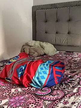 Elena222  online show from October 3, 2025, 8:54 pm