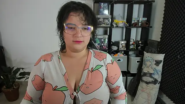 aika-dreams online show from March 1, 2025, 12:12 pm