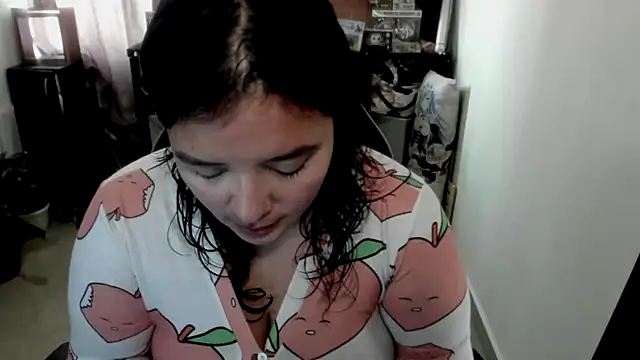 aika-dreams online show from June 9, 2026, 1:56 pm