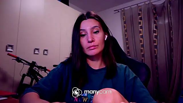 GodlyTheia online show from February 25, 2025, 7:49 pm