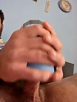 Snapshot of Gabriel2399 chatting on March 27, 2026, 9:32 am Gabriel2399 online show from March 27, 2026, 9:32 am