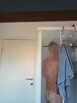 Snapshot of enricso chatting on November 9, 2025, 3:16 pm enricso online show from November 9, 2025, 3:16 pm