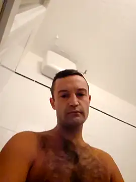 Snapshot of enricso chatting on February 2, 2026, 5:12 pm enricso online show from February 2, 2026, 5:12 pm