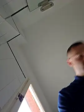 Snapshot of enricso chatting on March 17, 2025, 1:39 pm enricso online show from March 17, 2025, 1:39 pm