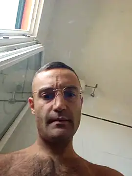 Snapshot of enricso chatting on September 17, 2025, 12:29 pm enricso online show from September 17, 2025, 12:29 pm