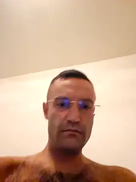 Snapshot of enricso chatting on October 16, 2025, 3:20 pm enricso online show from October 16, 2025, 3:20 pm