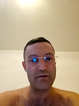 Snapshot of enricso chatting on February 10, 2025, 4:04 pm enricso online show from February 10, 2025, 4:04 pm