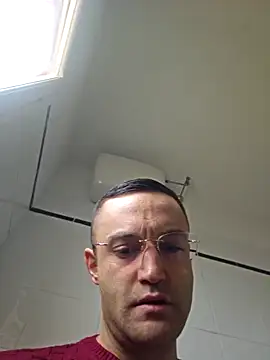 Snapshot of enricso chatting on February 8, 2025, 9:46 am enricso online show from February 8, 2025, 9:46 am