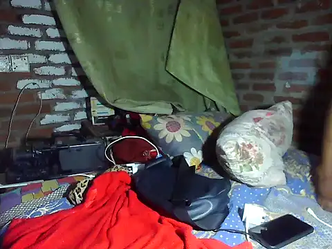 Snapshot of Alora-shine chatting on March 30, 2026, 9:22 am Alora-shine online show from March 30, 2026, 9:22 am