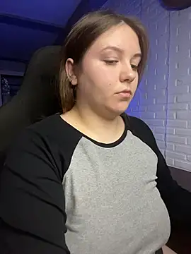 XNirvanaX online show from October 18, 2025, 3:41 am