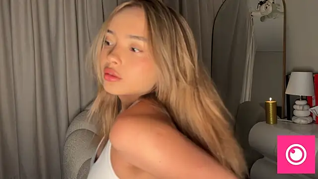 Snapshot of Irina_Grant chatting on March 10, 2026, 1:42 am Irina Grant online show from March 10, 2026, 1:42 am