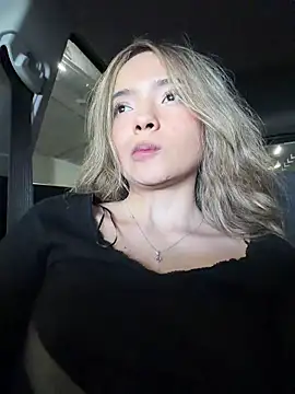 Snapshot of Irina_Grant chatting on April 3, 2026, 3:40 pm Irina Grant online show from April 3, 2026, 3:40 pm