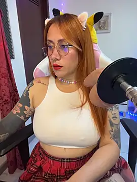 Luna Paris  online show from June 20, 2026, 2:49 am
