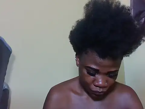 Snapshot of Sweetbaby004 chatting on March 4, 2026, 4:53 am Sweetbaby004 online show from March 4, 2026, 4:53 am