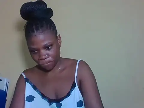 Snapshot of Sweetbaby004 chatting on July 17, 2026, 2:25 pm Sweetbaby004 online show from July 17, 2026, 2:25 pm
