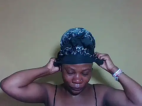 Sweetbaby004 online show from June 16, 2026, 1:16 am