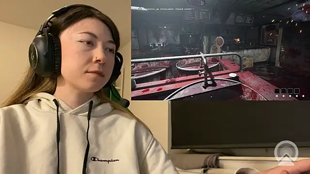 chibi moon  online show from March 7, 2026, 7:52 pm