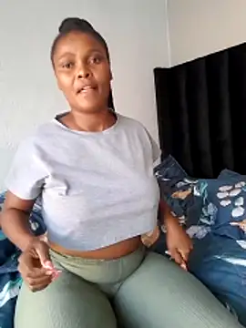 SweetAppleCandyxx online show from March 27, 2026, 2:51 pm