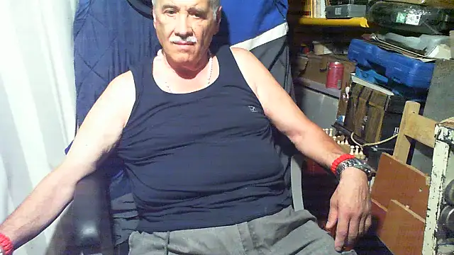 nonnomaturobisex online show from July 19, 2026, 8:01 am