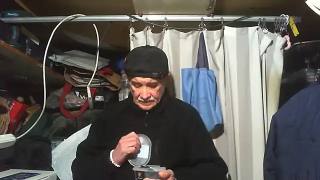 nonnomaturobisex online show from February 22, 2026, 9:44 am