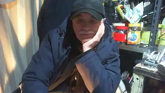 nonnomaturobisex online show from February 23, 2026, 7:53 am