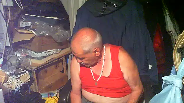 nonnomaturobisex online show from June 24, 2026, 4:05 pm