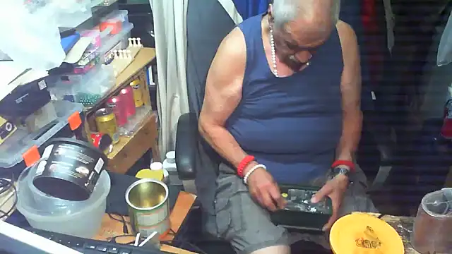 nonnomaturobisex online show from July 15, 2026, 8:10 am