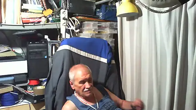 nonnomaturobisex online show from August 2, 2026, 8:34 am