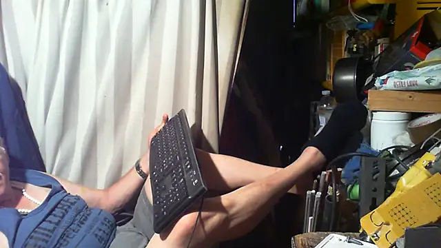 nonnomaturobisex online show from July 29, 2026, 9:52 am