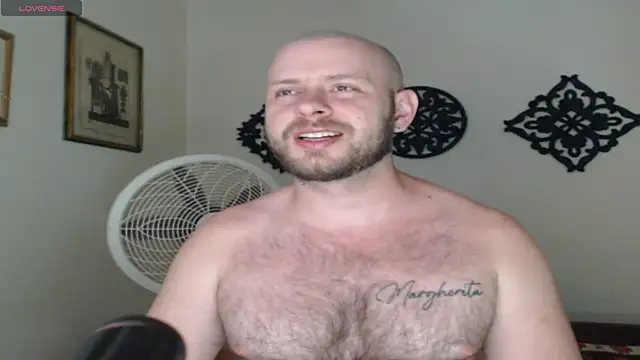 Snapshot of TONY_WHITE_7 chatting on June 12, 2026, 1:47 am TONY WHITE 7 online show from June 12, 2026, 1:47 am
